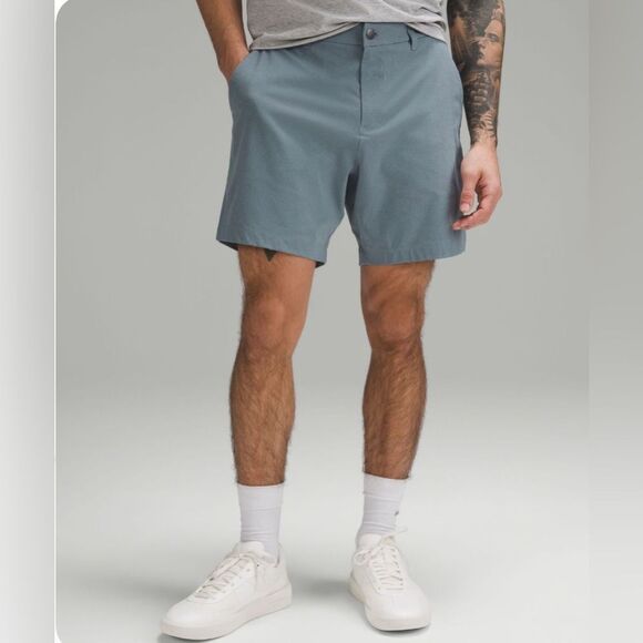 Trunks multi functional hybrid gray shorts size 34 - Picture 1 of 6
